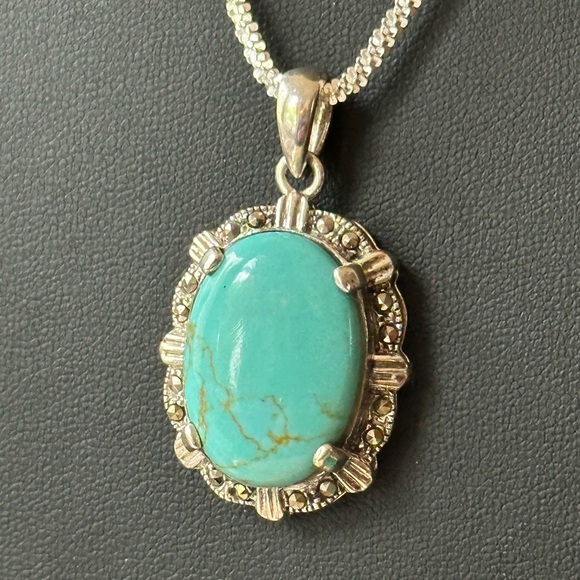 Turquoise marcasite beautiful sterling silver pendant - Picture 2 of 9